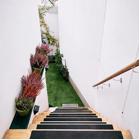 Appartement Fuer 2 Erwachsene Und 2 Kinder, Ausgestattet Mit Einem Weinkeller Und Einem Kleinen Hof - Self-made Fruehstueck Inbegriffen