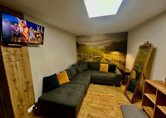 Apartamento Schöne Kleine Mit Weinkeller Und Kleinem Hof Mit Frühstück - Self Made *